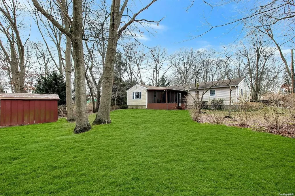 3 Maylin Court Smithtown NY 11787