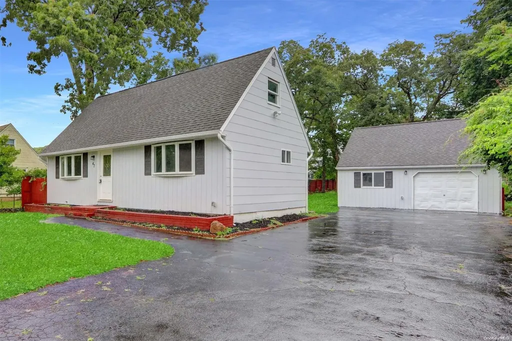 47 Marshall Drive Selden NY 11784