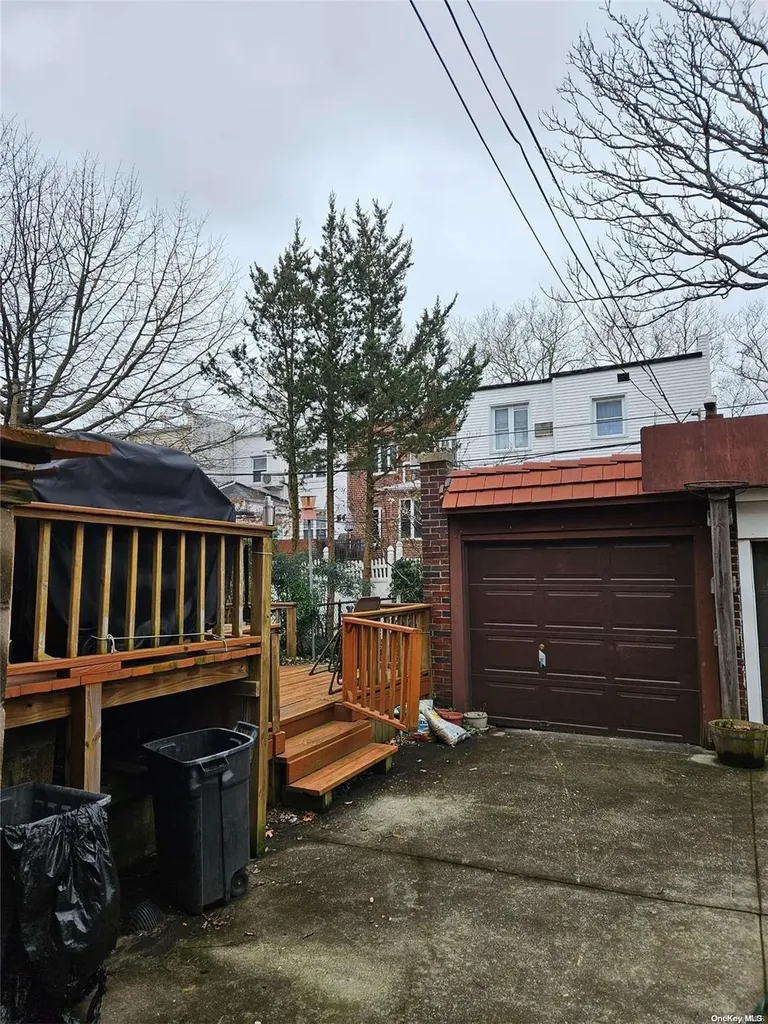 2134 E 35th Street Brooklyn NY 11234