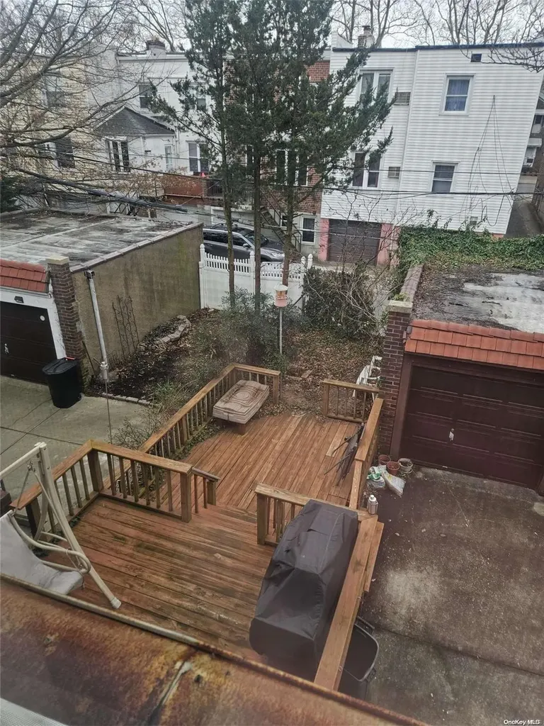 2134 E 35th Street Brooklyn NY 11234