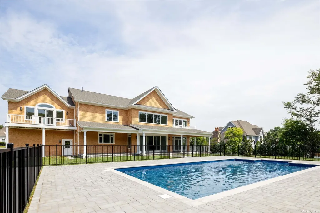 150 N Hillcrest Drive Orient NY 11957