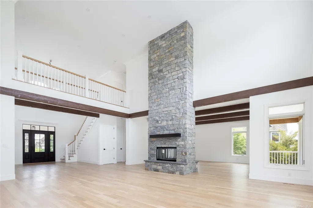 150 N Hillcrest Drive Orient NY 11957