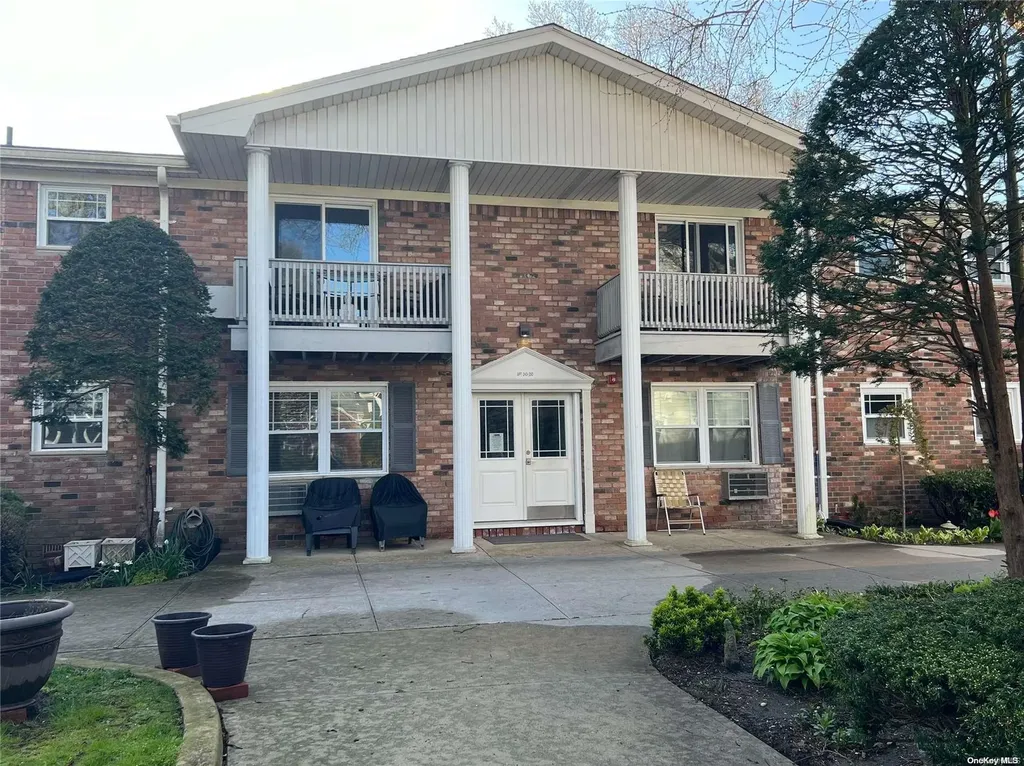 249 Fairharbor Drive Patchogue NY 11772