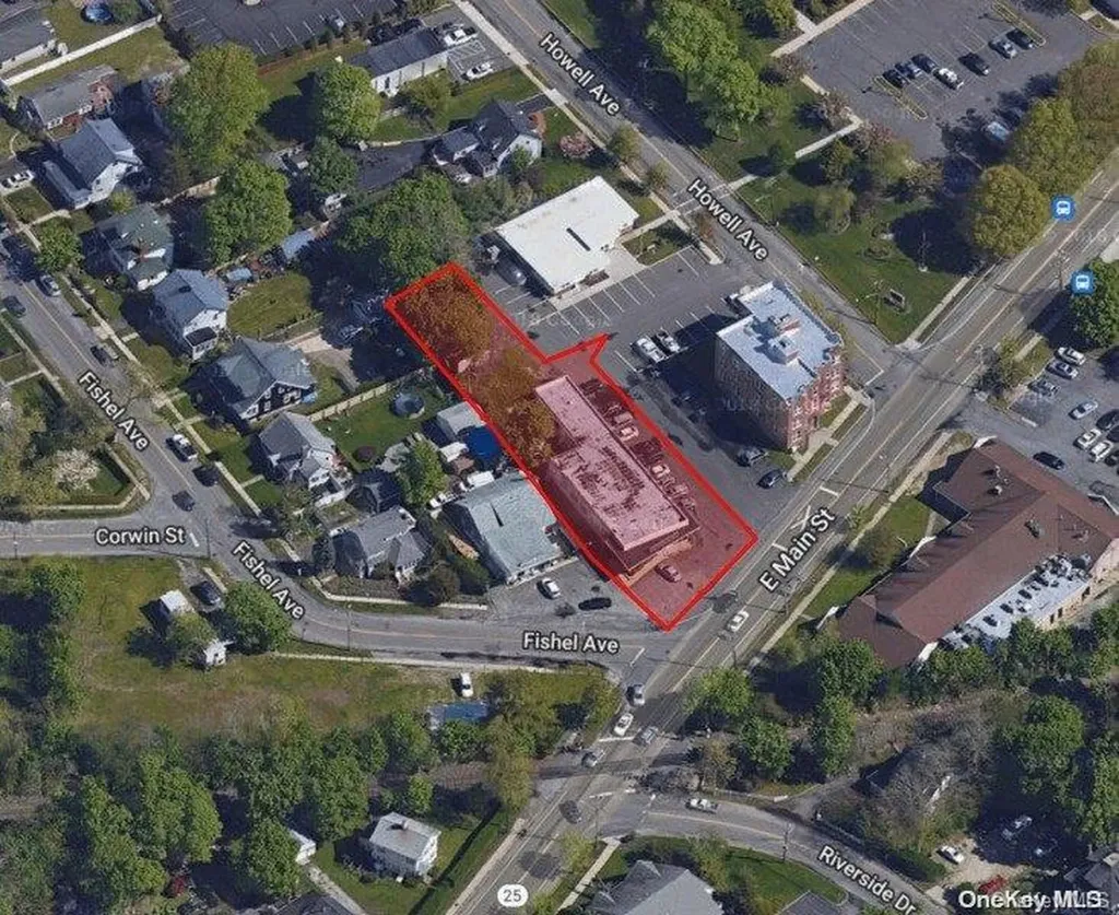 712 E Main Street Riverhead NY 11901