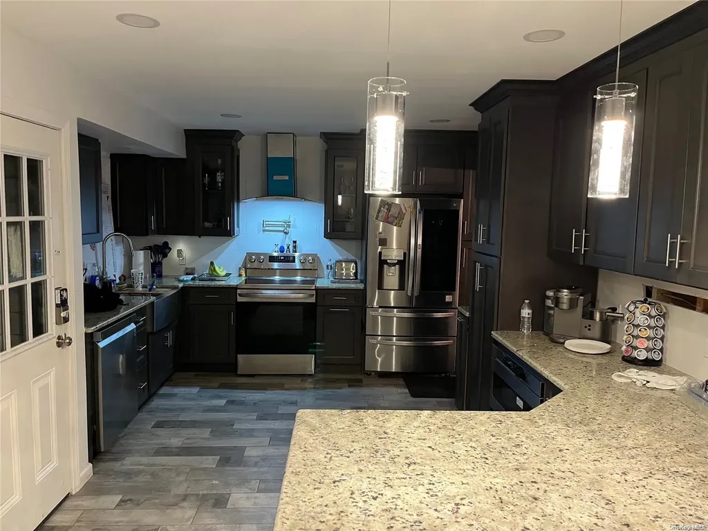 91 Southern Parkway Plainview NY 11803