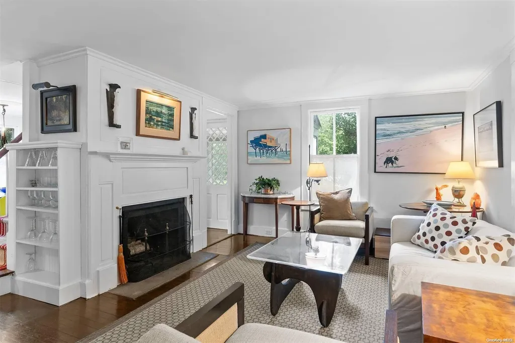 28 Bowden Square Southampton NY 11968