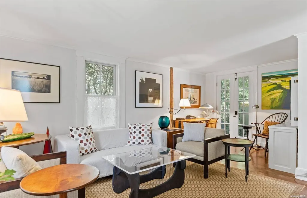 28 Bowden Square Southampton NY 11968