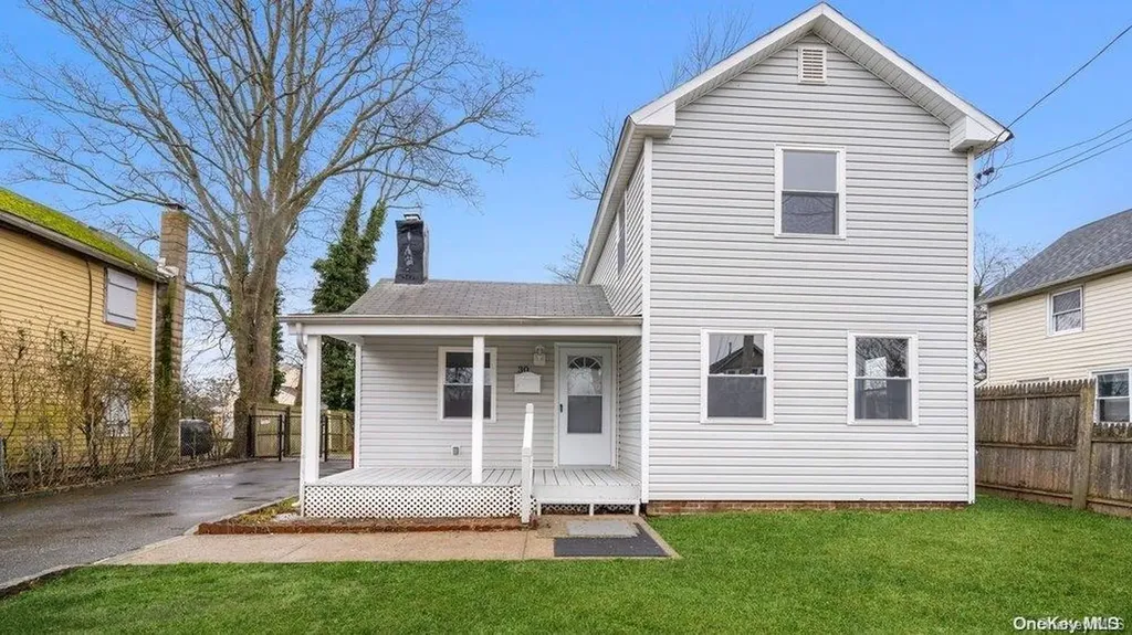 30 Harrison Avenue Bay Shore NY 11706