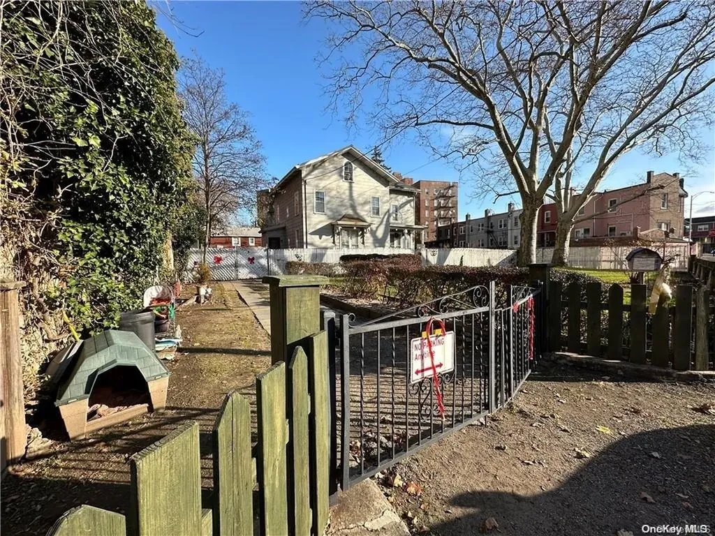 4115 Hubbard Brooklyn NY 11203
