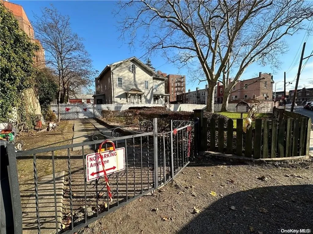 4115 Hubbard Brooklyn NY 11203
