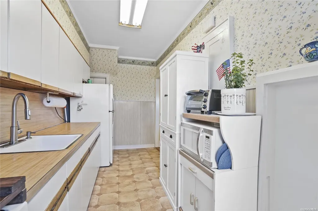 53-36 66th Street Maspeth NY 11378
