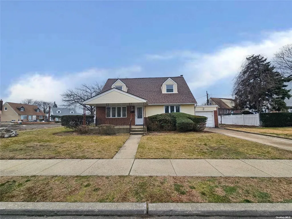 717 Lenore Lane Elmont NY 11003