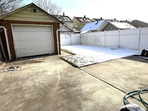 88-37 238th Street Bellerose NY 11426