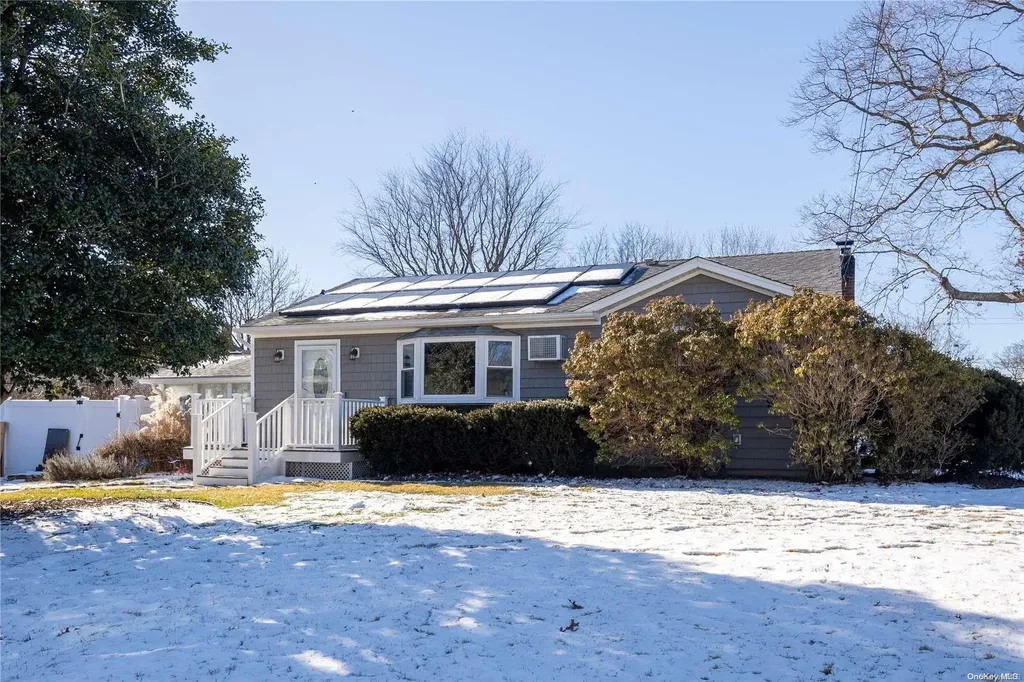 460 Maple Avenue Patchogue NY 11772