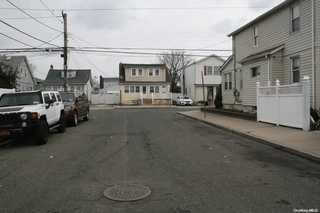 Journal Avenue Elmont NY 11003