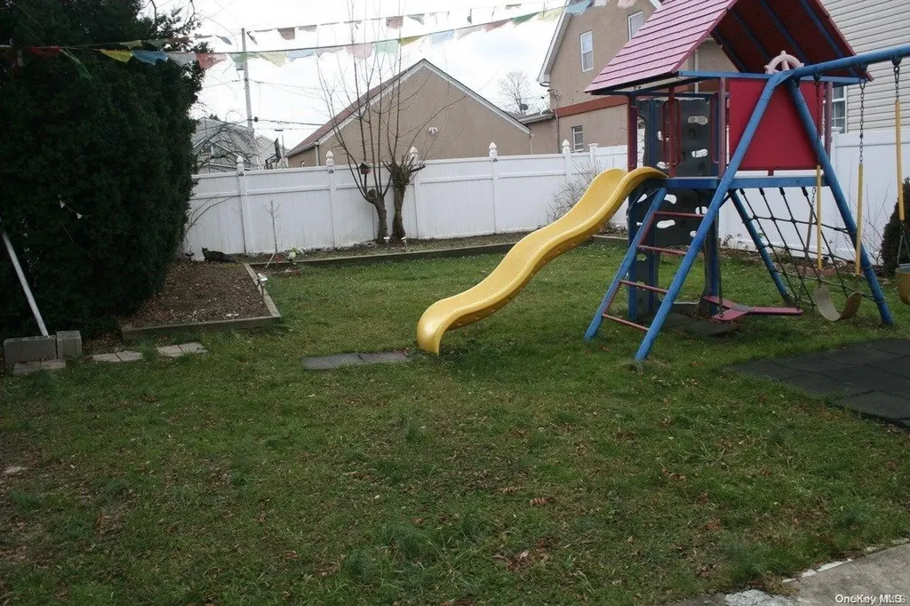 Journal Avenue Elmont NY 11003