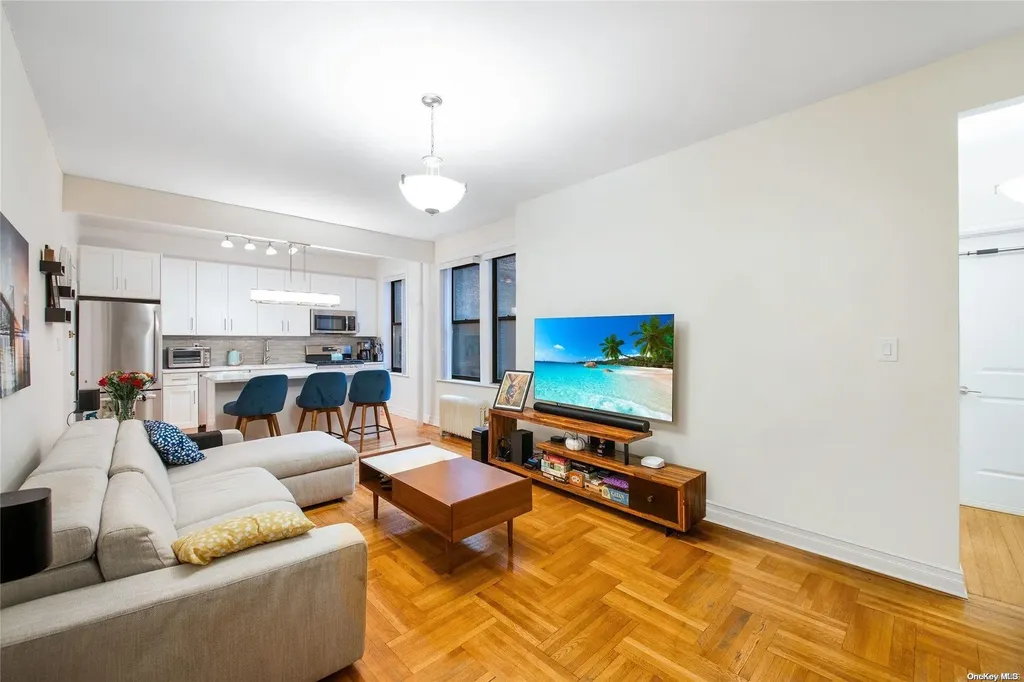 7401 4th Avenue Brooklyn NY 11209
