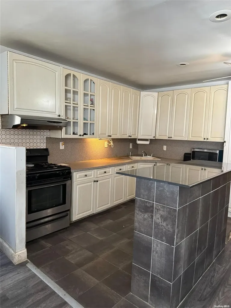 2662 Bath Avenue Brooklyn NY 11214