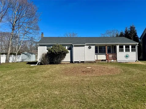 220 Fiddler Lane Greenport NY 11944