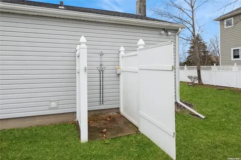 220 Fiddler Lane Greenport NY 11944
