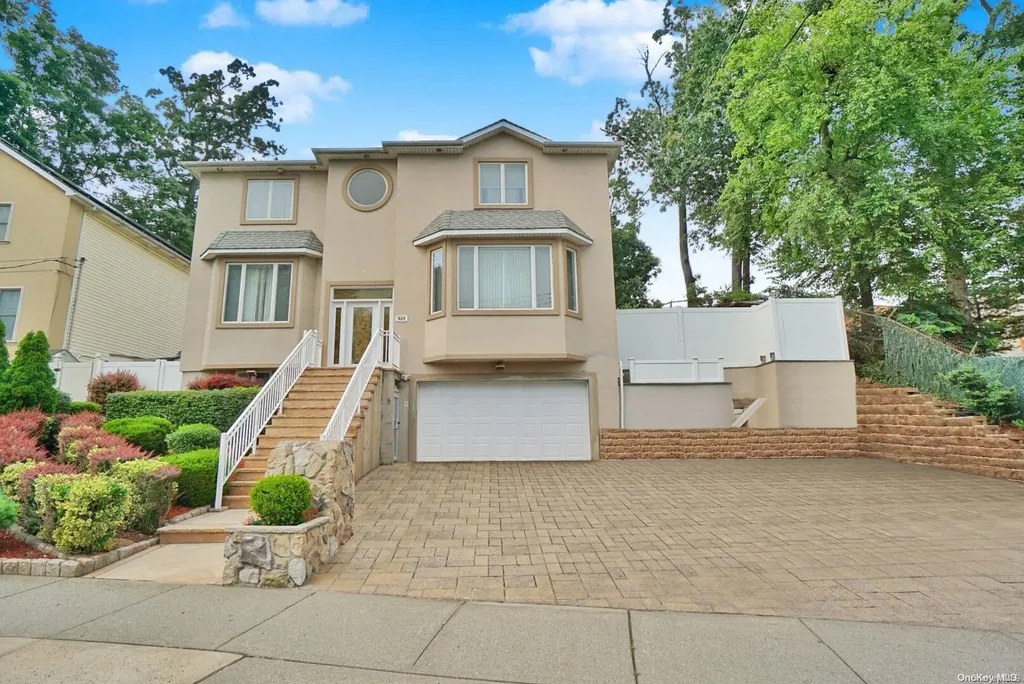 820 Hylan Boulevard Staten Island NY 10305