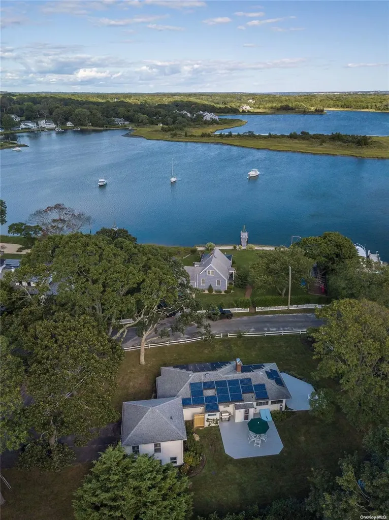 2445 Minnehaha Boulevard Southold NY 11971