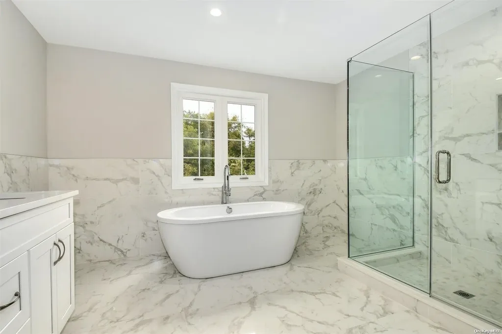 76 Candy Lane Syosset NY 11791