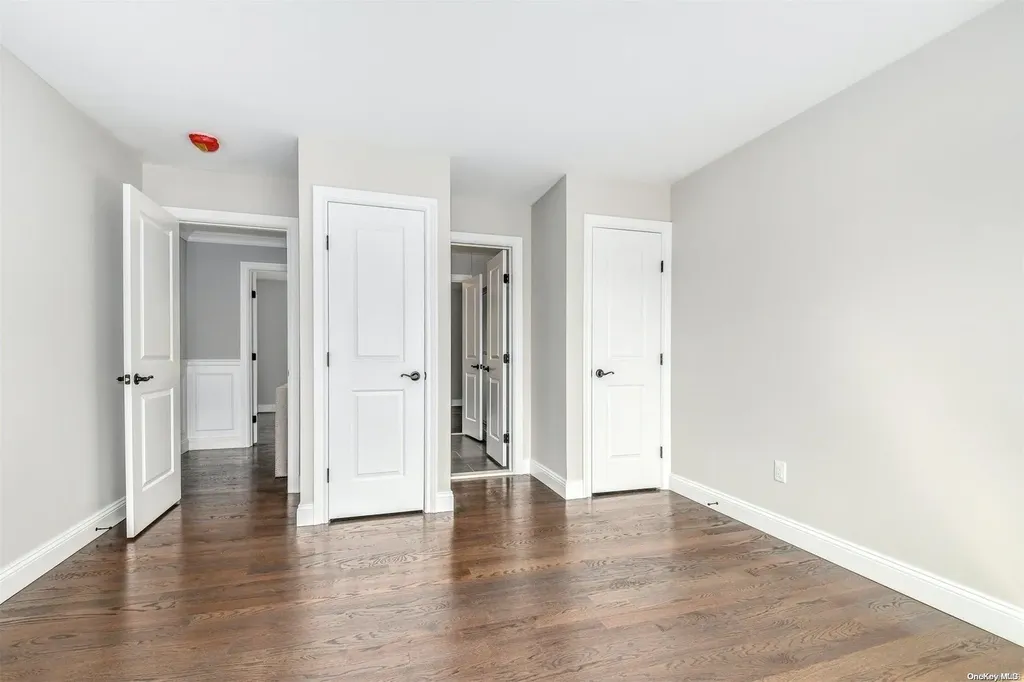76 Candy Lane Syosset NY 11791