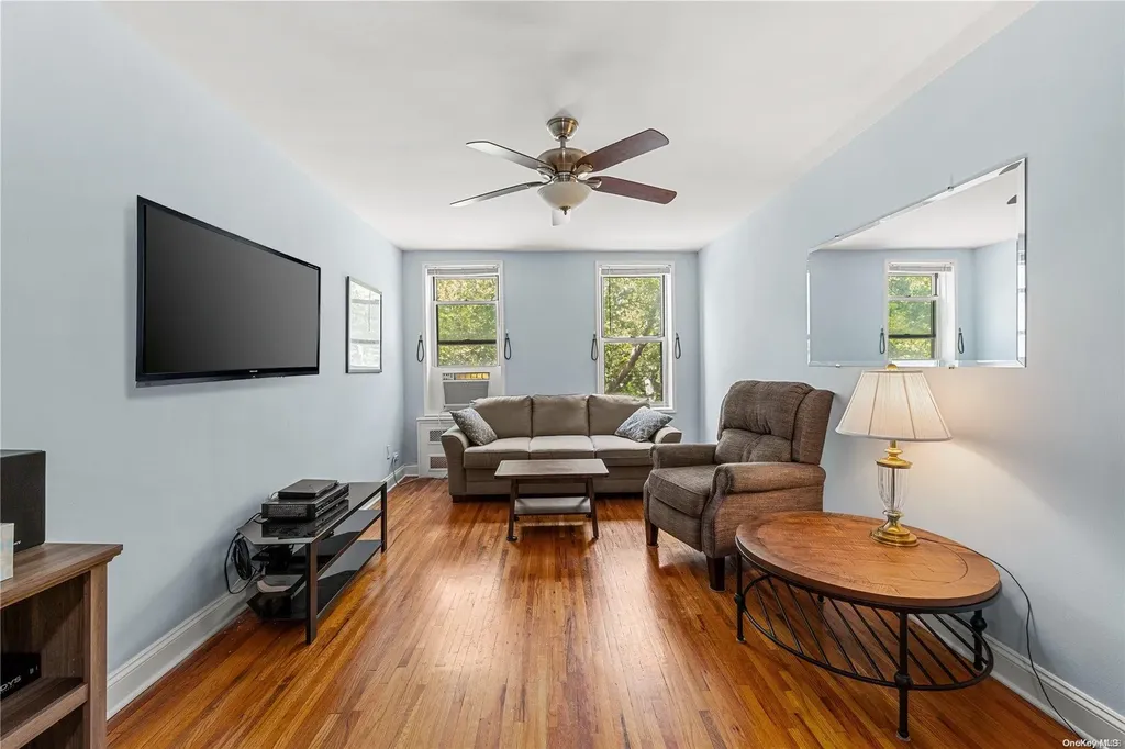 221 Mcdonald Avenue Brooklyn NY 11218