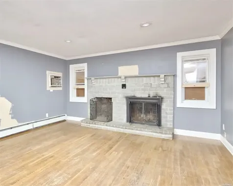 18 Lake Grove Street Centereach NY 11720