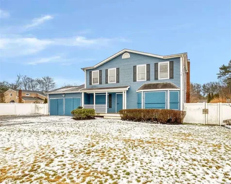 18 Lake Grove Street Centereach NY 11720