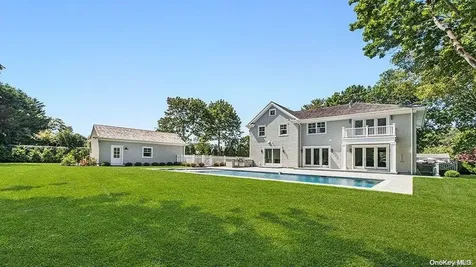 94 Pelletreau Street Southampton NY 11968