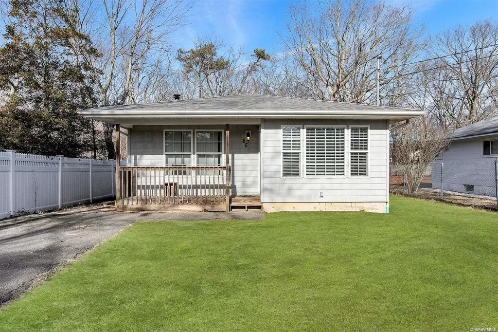 85 Somerset Avenue Mastic NY 11950