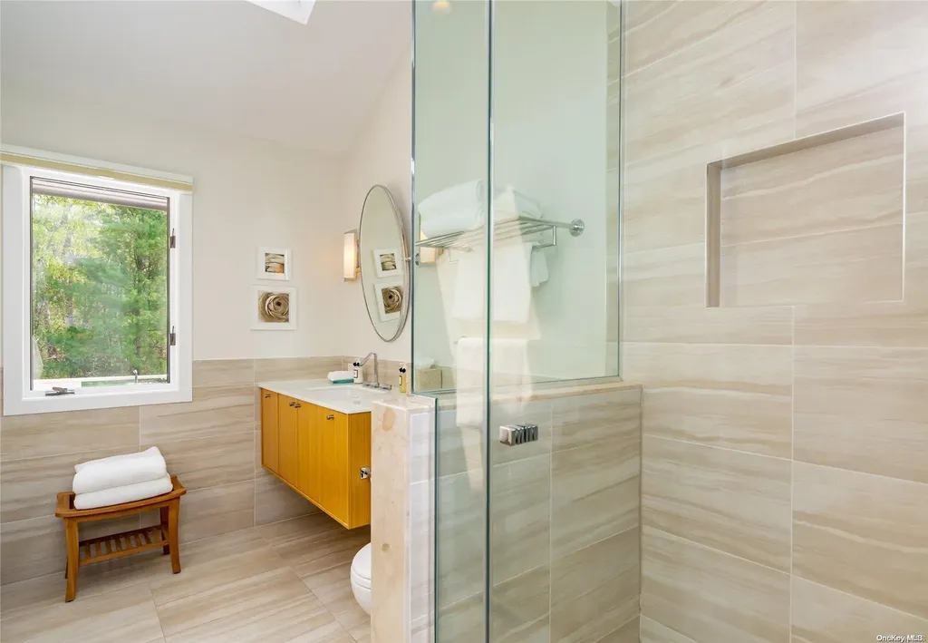 6 Joshuas Path East Hampton NY 11937