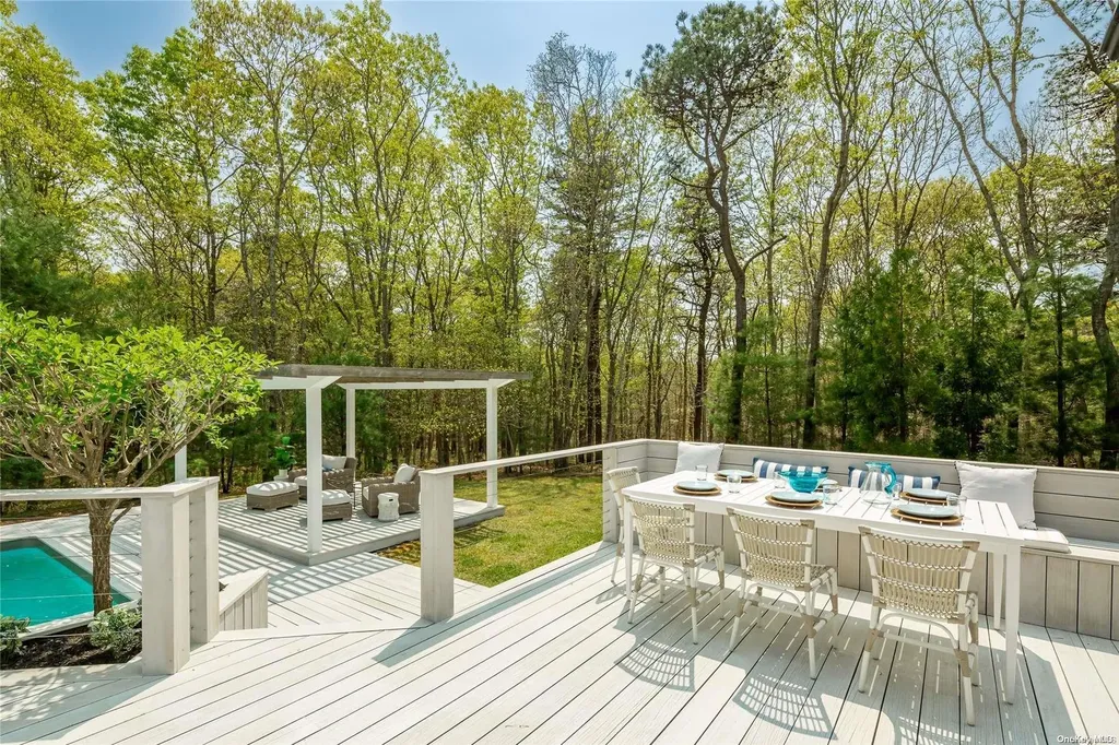 6 Joshuas Path East Hampton NY 11937