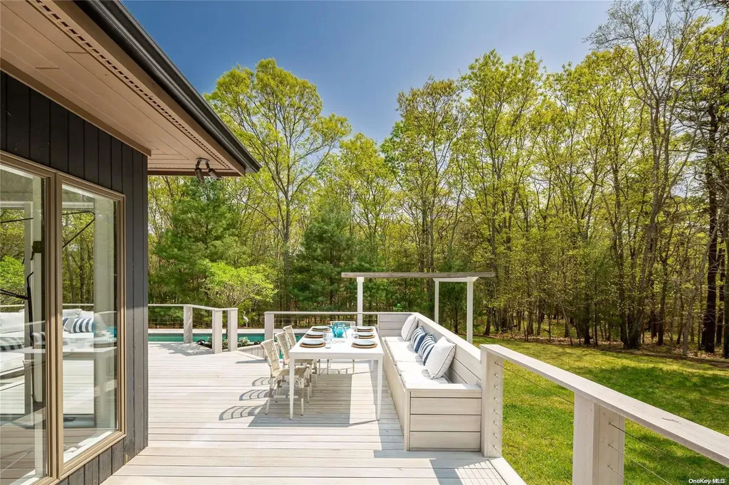 6 Joshuas Path East Hampton NY 11937