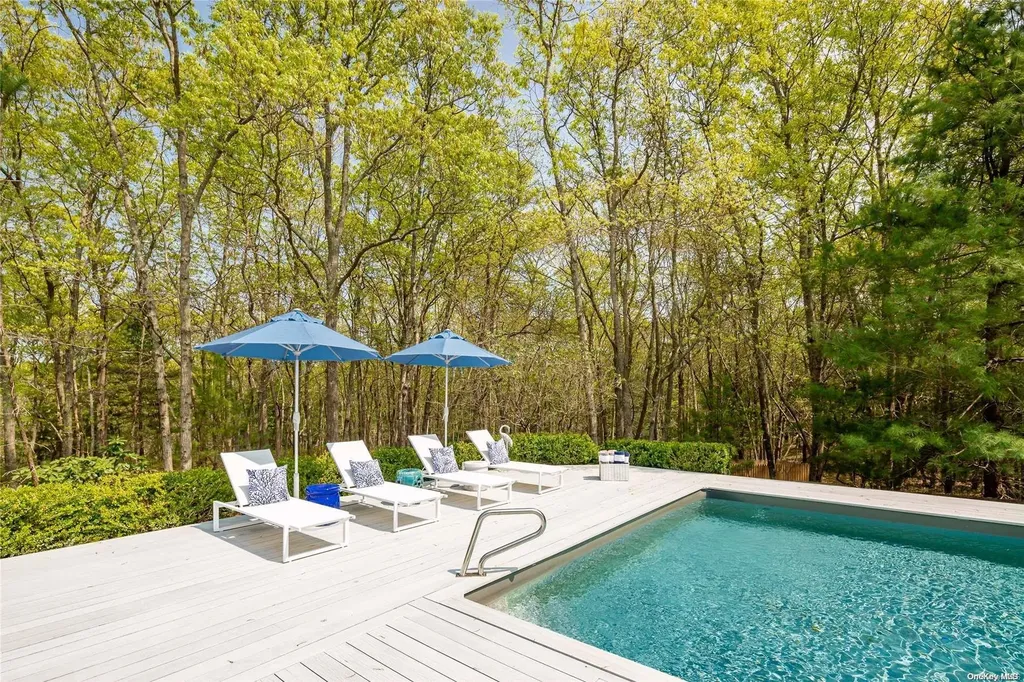 6 Joshuas Path East Hampton NY 11937