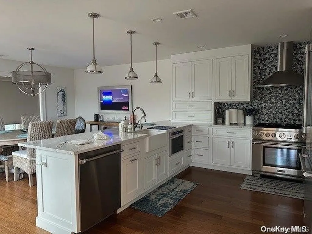 362 Surf Road Ocean Beach NY 11770