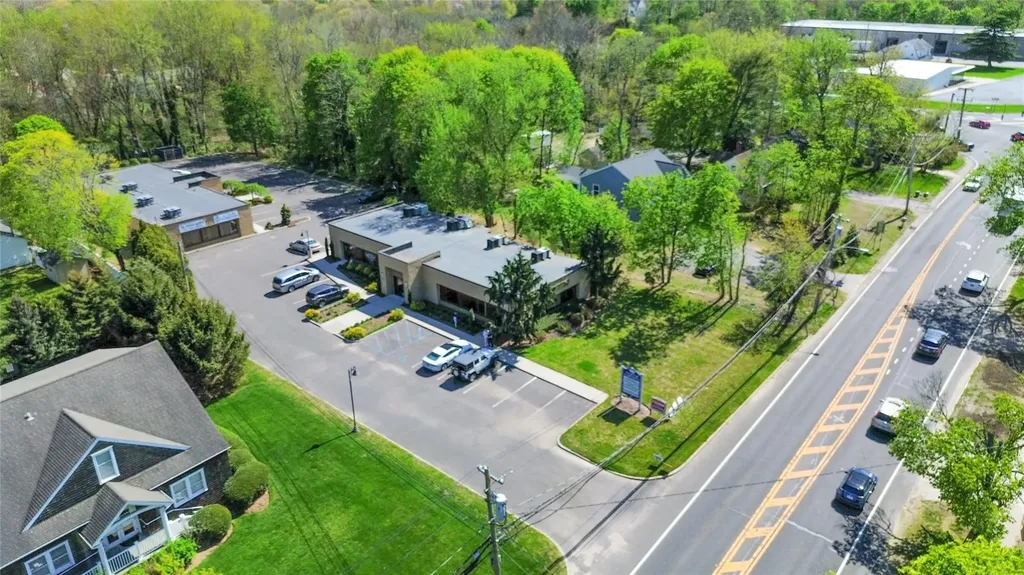 189 Main- Suite A Road Riverhead NY 11901