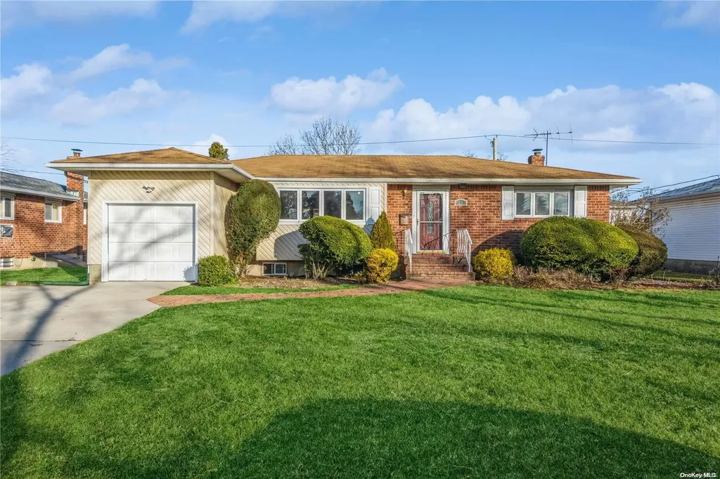382 Plainview Road Hicksville NY 11801