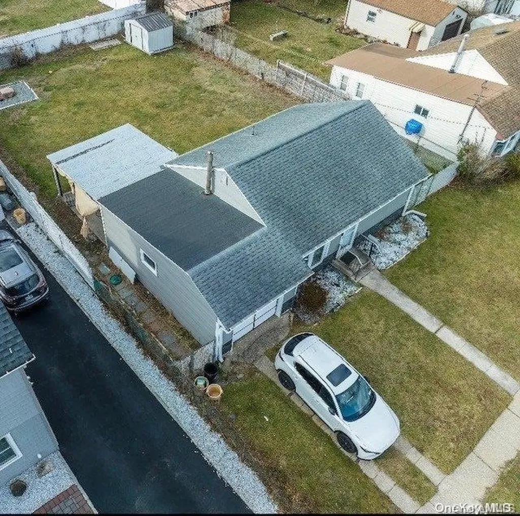 1360 Brooklyn Boulevard Bay Shore NY 11706