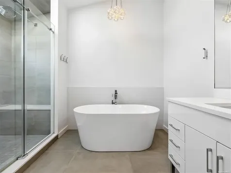 43 Robin Drive Bridgehampton NY 11932