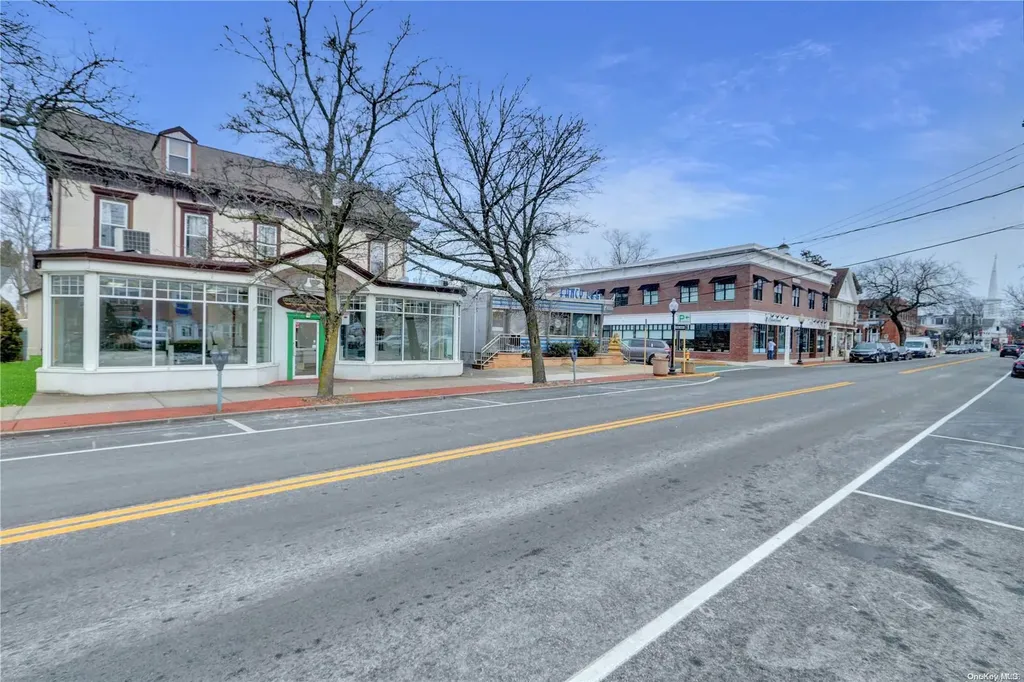105 W Main Street Babylon NY 11702