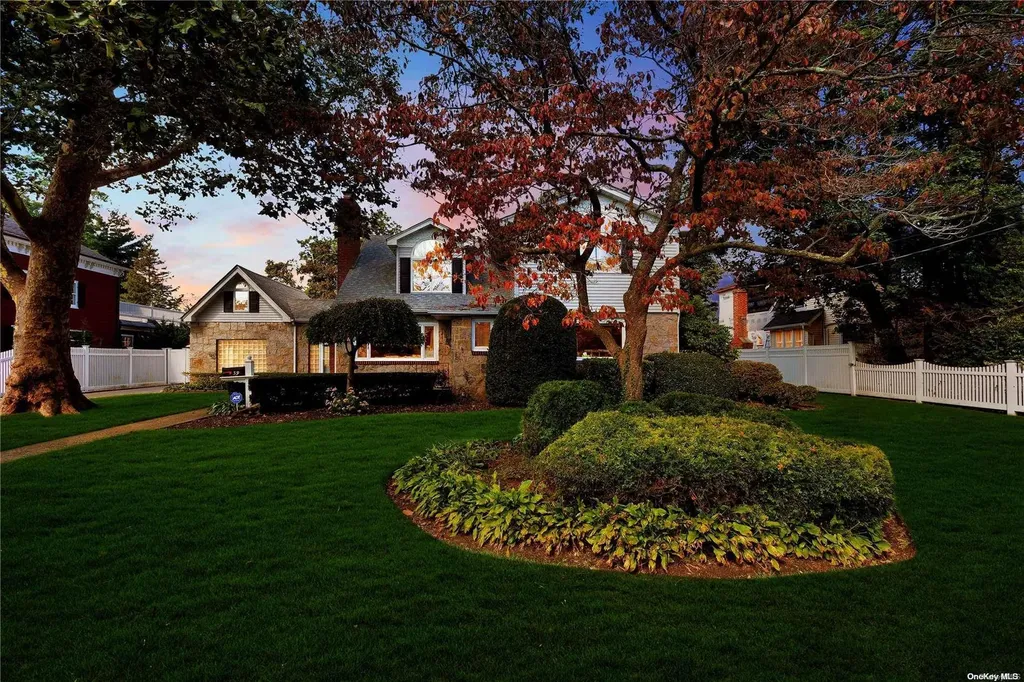 39 Village Line Road Babylon NY 11702