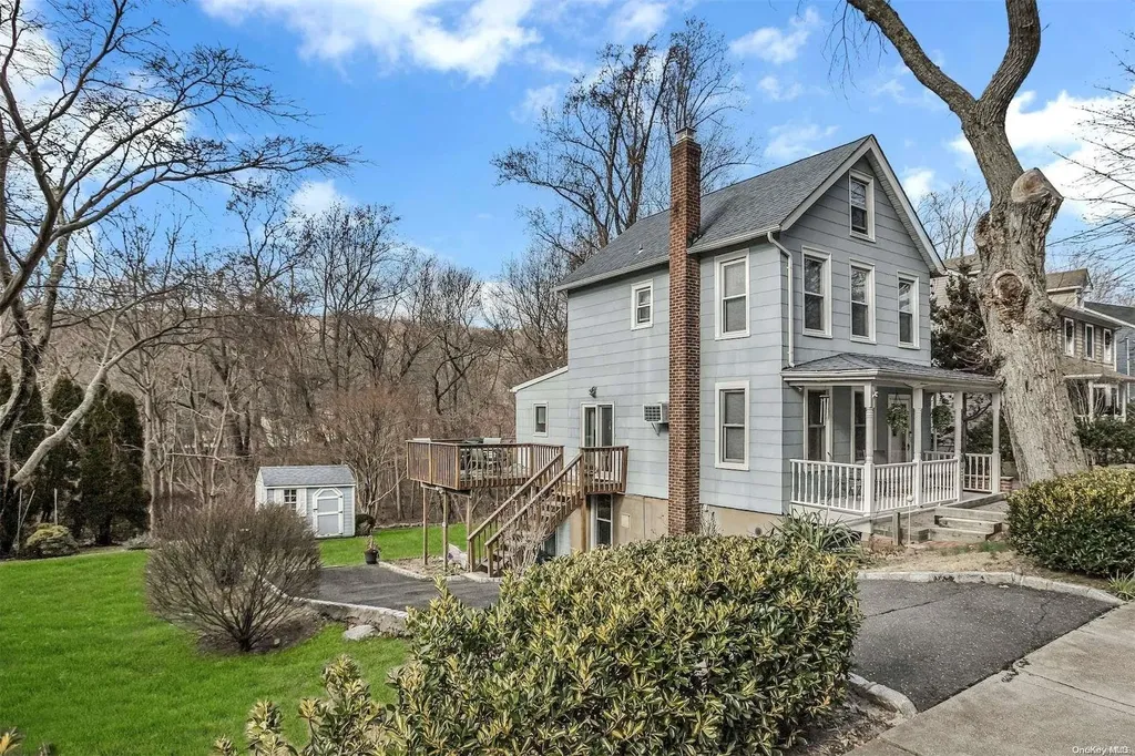122 Mill River Road Oyster Bay NY 11771