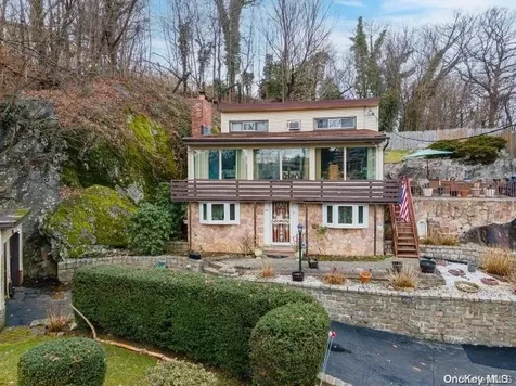 25 Chatham Terrace Yonkers NY 10710