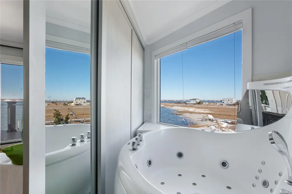570 Dune Road Westhampton Beach NY 11978