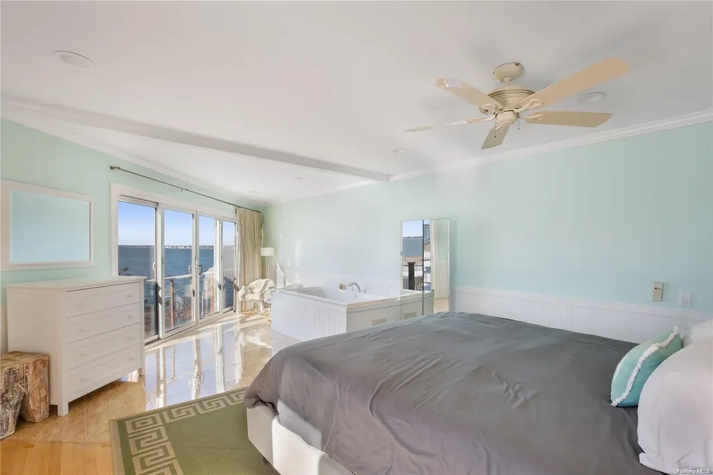570 Dune Road Westhampton Beach NY 11978