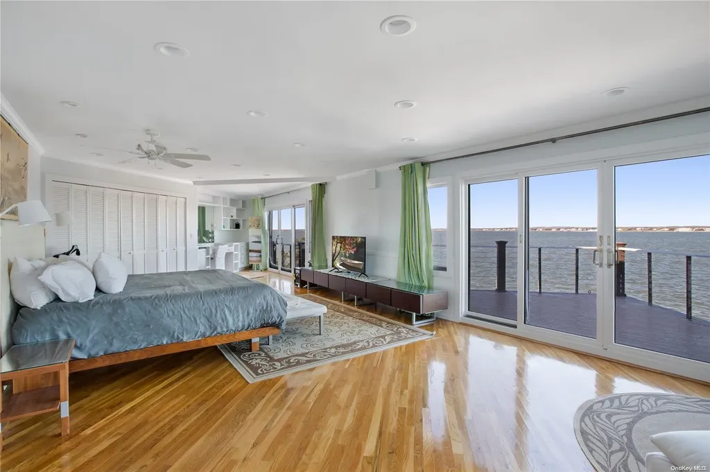 570 Dune Road Westhampton Beach NY 11978