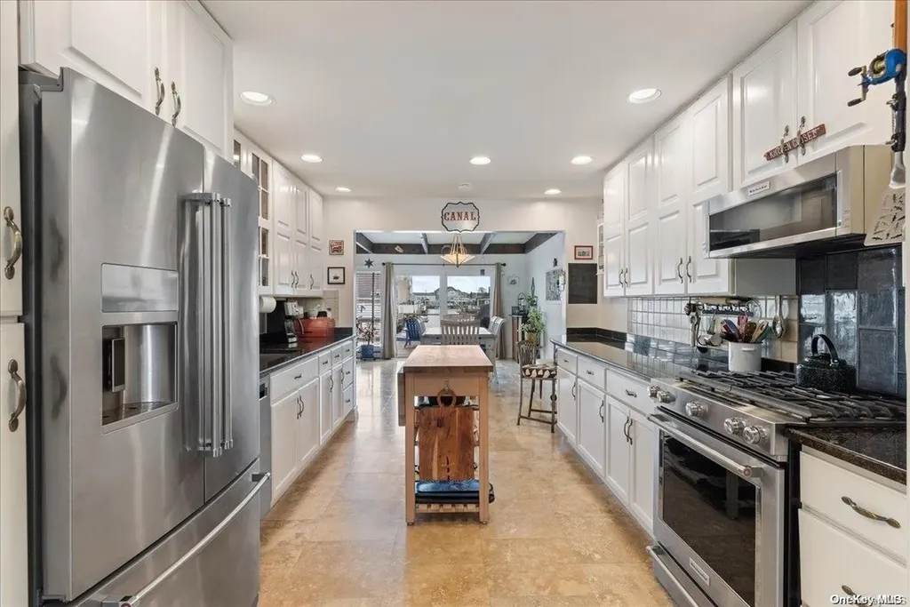 3187 Eastern Parkway Baldwin NY 11510
